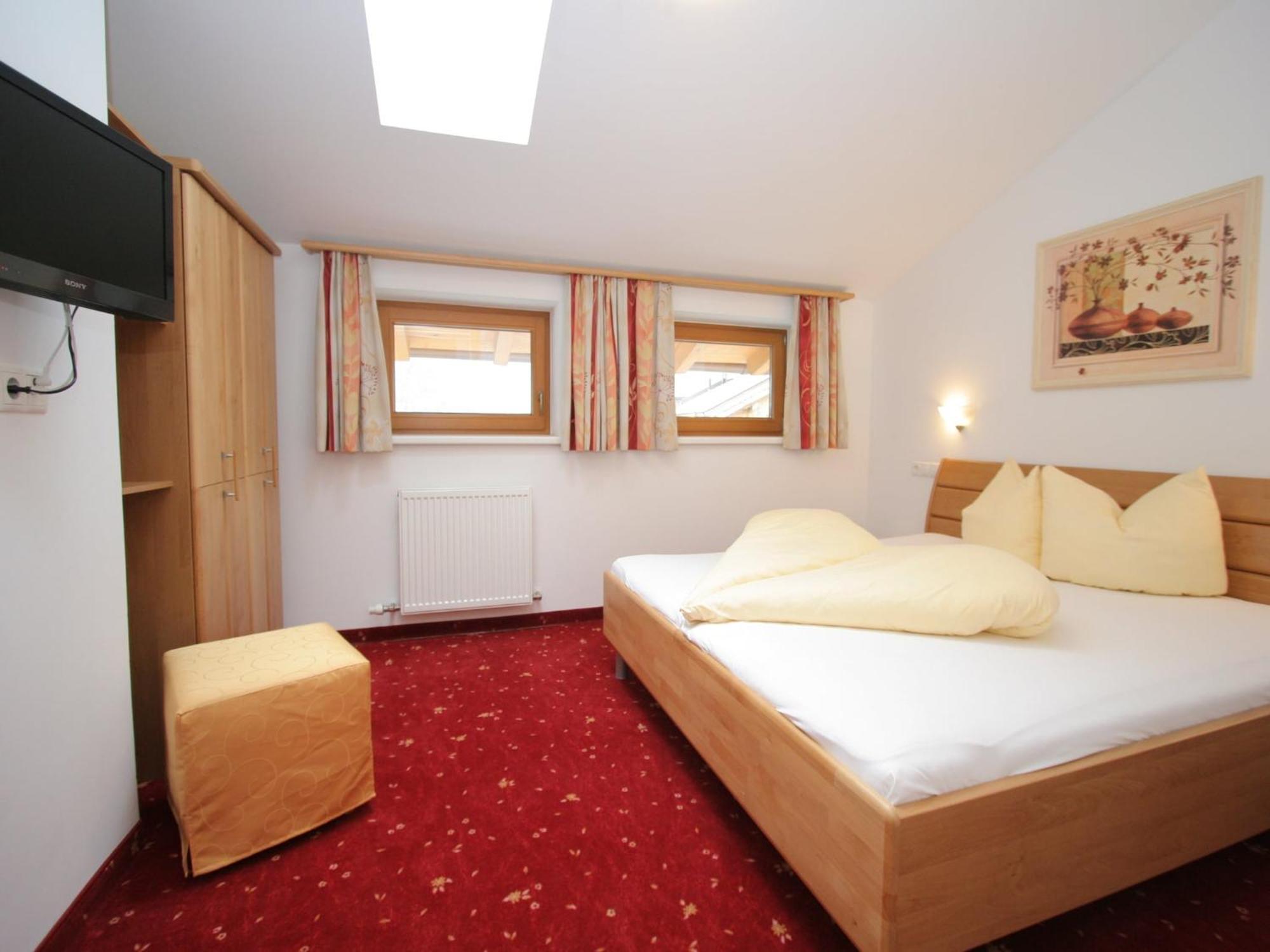 Spacious Apartment In Uderns Near Ski Area Kültér fotó