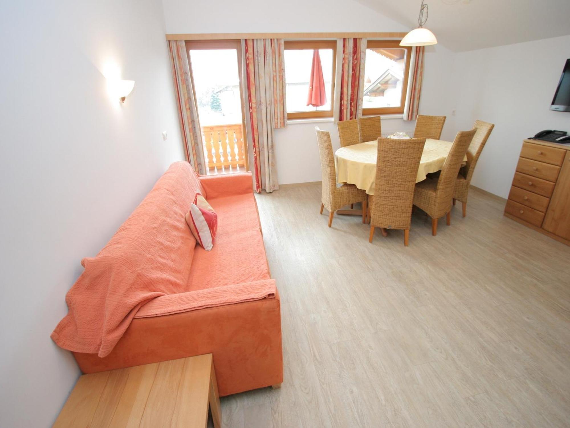 Spacious Apartment In Uderns Near Ski Area Kültér fotó