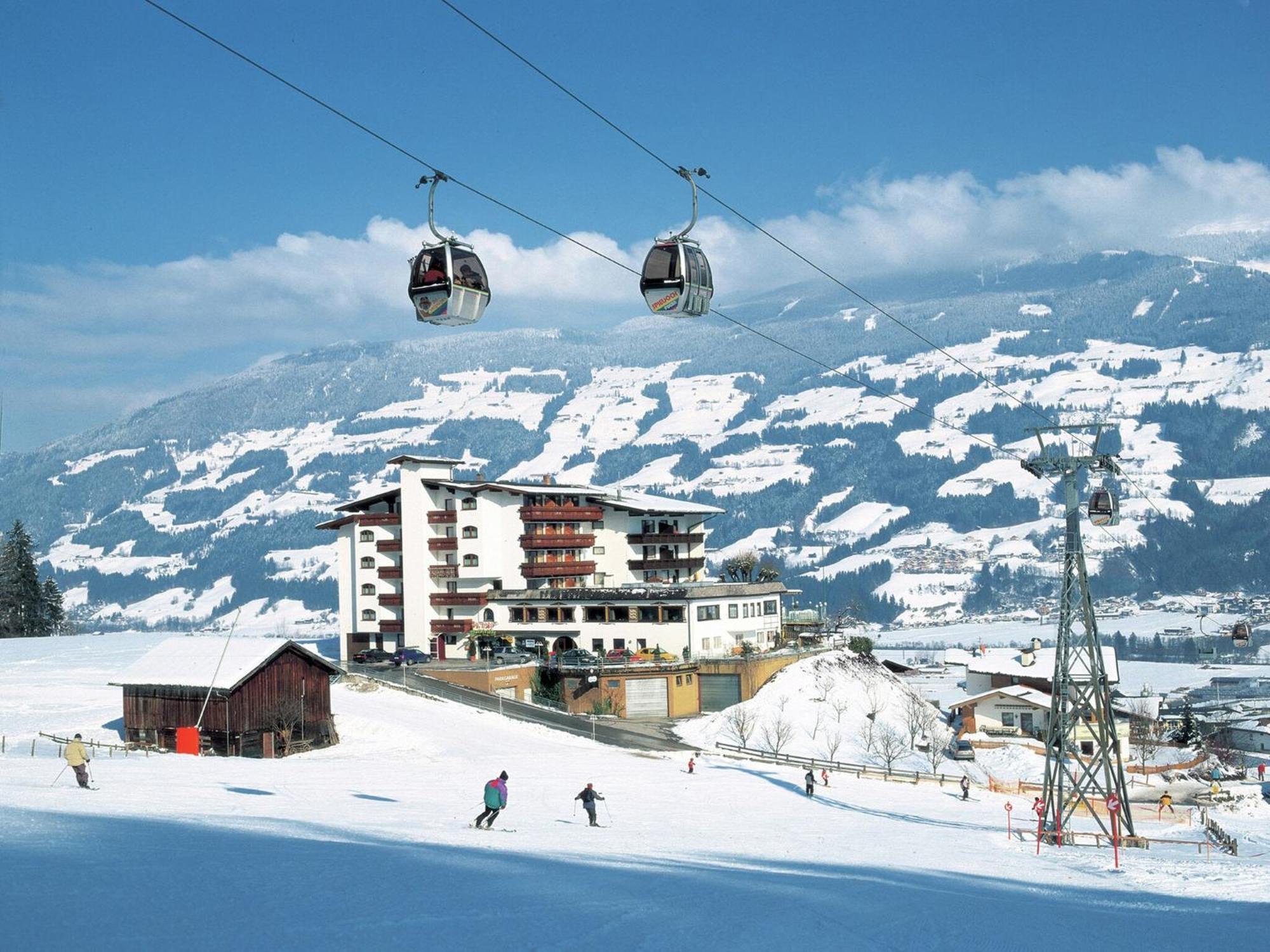 Spacious Apartment In Uderns Near Ski Area Kültér fotó